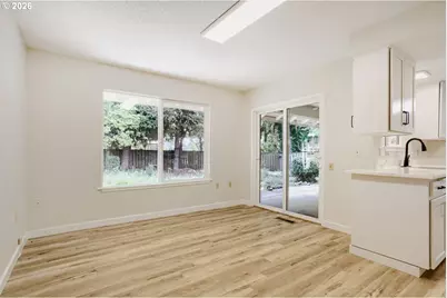 11940 SW King James Pl, King City, OR 97224 - Photo 14