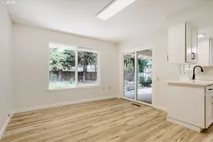 11940 SW King James Pl, King City, OR 97224 - Photo 14