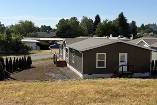 1506 River Rd, Longview, WA 98632 - Photo 2