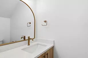 4060 SE Long St, Portland, OR 97202 - Photo 8