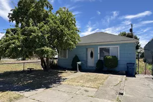 208 E Main St, Goldendale, WA 98620 - Photo 2