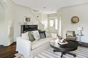 4557 NE Going St, Portland, OR 97218 - Photo 2