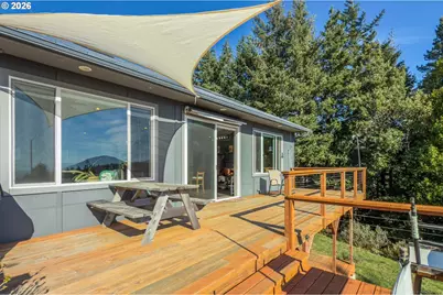 1250 Deady St, Port Orford, OR 97465 - Photo 8