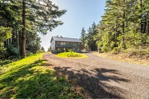 1250 Deady St, Port Orford, OR 97465 - Photo 6