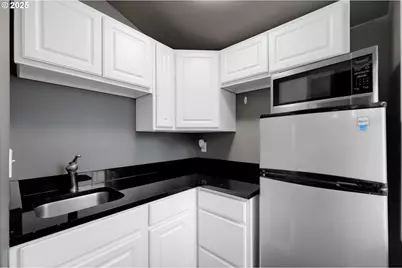 1332 Jeppesen Ave, Eugene, OR 97401 - Photo 32