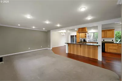 1332 Jeppesen Ave, Eugene, OR 97401 - Photo 6