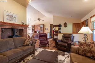 1455 SW Sunset Dr, Madras, OR 97741 - Photo 8
