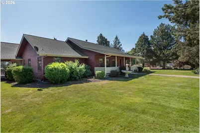 1455 SW Sunset Dr, Madras, OR 97741 - Photo 2