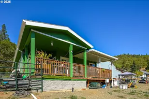 1745 Rifle Range Rd, Roseburg, OR 97470 - Photo 8