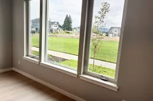 8560 SE Bobcat Ln, Hillsboro, OR 97123 - Photo 8