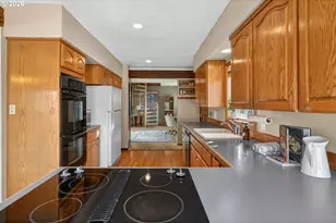 2418 N Crater Ln, Newberg, OR 97132 - Photo 16