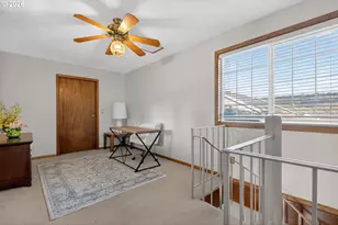 2418 N Crater Ln, Newberg, OR 97132 - Photo 32