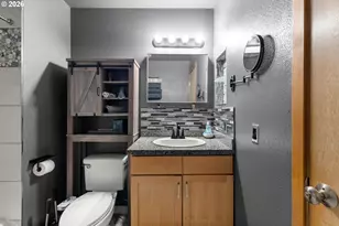 940 NW Naito Pkwy, Portland, OR 97209 - Photo 18