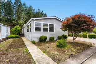 10400 SE Cook Ct, Milwaukie, OR 97222 - Photo 4