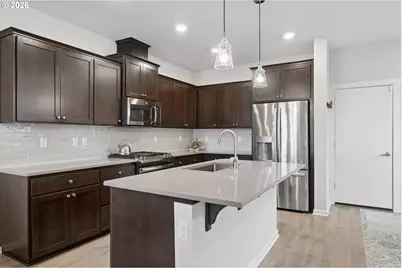 8070 SE Butternut Creek Pkwy, Hillsboro, OR 97123 - Photo 10