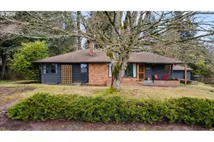 8820 SW 21st Ave, Portland, OR 97219 - Photo 2