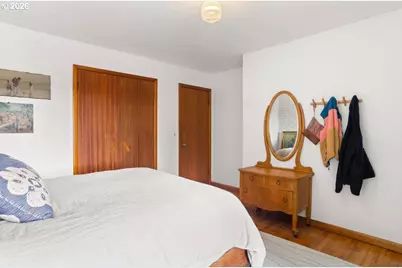 8820 SW 21st Ave, Portland, OR 97219 - Photo 16