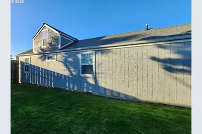 928 Oregon St, Port Orford, OR 97465 - Photo 32