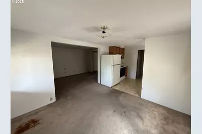 410 Birch St, Drain, OR 97435 - Photo 4