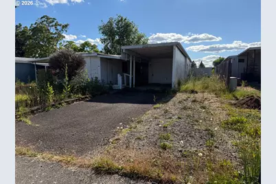 2323 47th Ave NE, Salem, OR 97305 - Photo 2