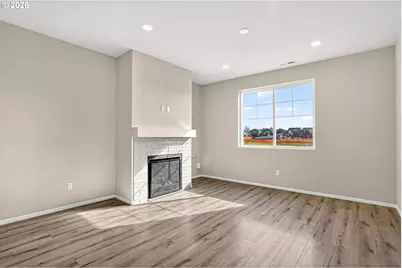 1939 NW Kent St, McMinnville, OR 97128 - Photo 6