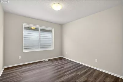 1939 NW Kent St, McMinnville, OR 97128 - Photo 32