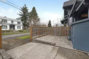 6215 NE Rodney Ave, Portland, OR 97211 - Photo 48