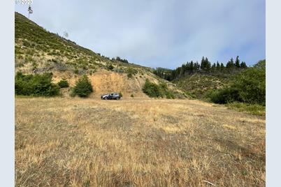 000 Libby Creek Rd #19, Gold Beach, OR 97444 - Photo 1