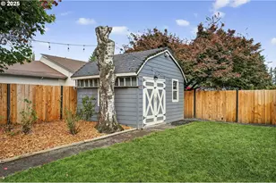 318 NE 9th Ave, Canby, OR 97013 - Photo 38