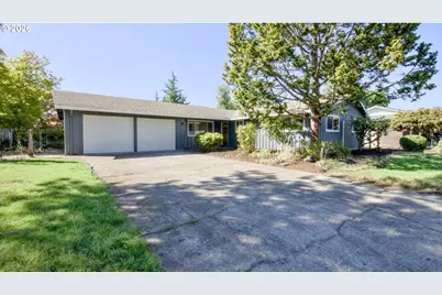 1035 NW 20th St, McMinnville, OR 97128 - Photo 2