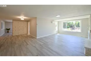 1035 NW 20th St, McMinnville, OR 97128 - Photo 4
