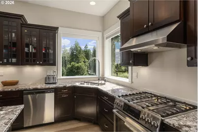 15149 SE Bunker Hill Ct, Happy Valley, OR 97086 - Photo 12