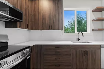 9576 SW 91st Ave, Portland, OR 97223 - Photo 10