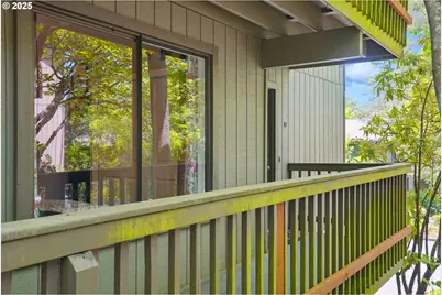 7522 SW Barnes Rd #E, Portland, OR 97225 - Photo 26