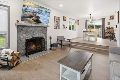 9400 SW Downing Dr, Beaverton, OR 97008 - Photo 4