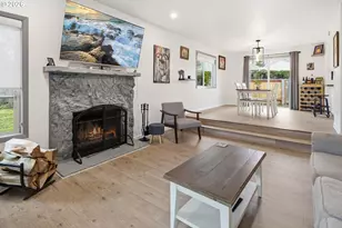 9400 SW Downing Dr, Beaverton, OR 97008 - Photo 4