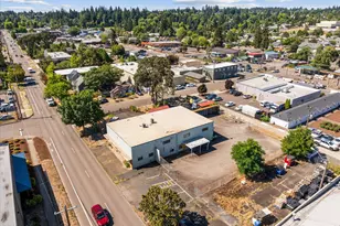 1375 13th St, Salem, OR 97302 - Photo 1