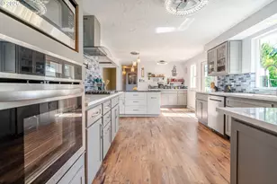 656 NW Thornton Lake Dr, Albany, OR 97321 - Photo 10