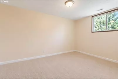 656 NW Thornton Lake Dr, Albany, OR 97321 - Photo 24