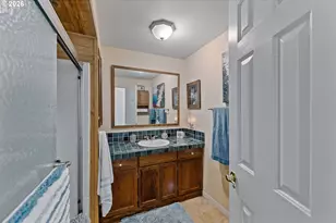 1001 W Park Roadway, Coos Bay, OR 97420 - Photo 18