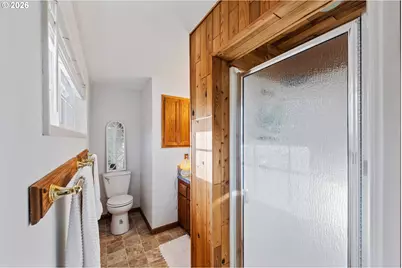 1001 W Park Roadway, Coos Bay, OR 97420 - Photo 14