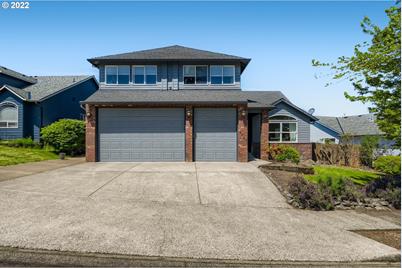 3769 NE 203rd Ave, Fairview, OR 97024 - Photo 1