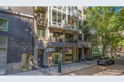 327 NW Park Ave #3B, Portland, OR 97209 - Photo 1