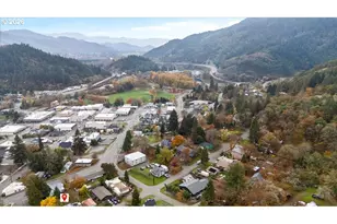 606 NW Nichol Ave, Myrtle Creek, OR 97457 - Photo 26