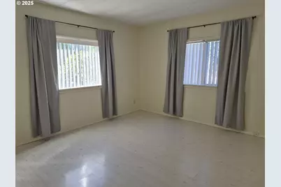 170 NE 69th Pl, Newport, OR 97365 - Photo 8