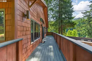 41 Private Lake Rd, White Salmon, WA 98672 - Photo 6