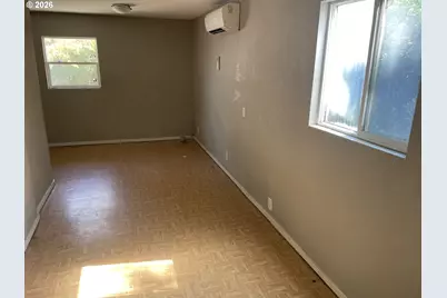 4556 NE 97th Ave, Portland, OR 97220 - Photo 14