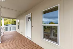 606 G St, Vader, WA 98593 - Photo 4