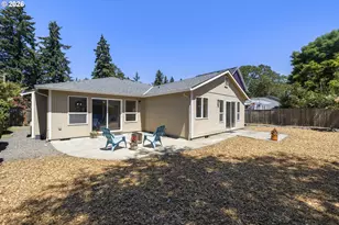 2192 SE Nordlund Ct, Hillsboro, OR 97123 - Photo 36