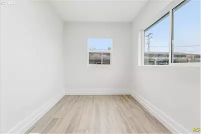 1124 NE 81st Ave, Portland, OR 97213 - Photo 12